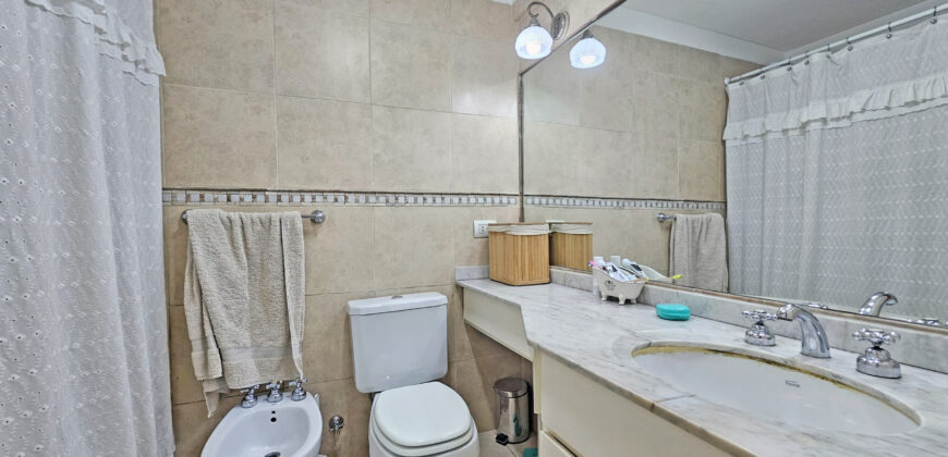 Rodríguez Peña y Posadas 3 Dorm. C/ Dep. y Cochera. Excelente Plano!