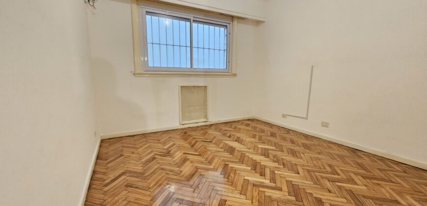 Recoleta Clásica – 3 Dorm. + Dependencia · 138 m² · Al Frente Sobre Guido – Opción Cochera