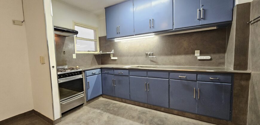 Recoleta Clásica – 3 Dorm. + Dependencia · 138 m² · Al Frente Sobre Guido – Opción Cochera