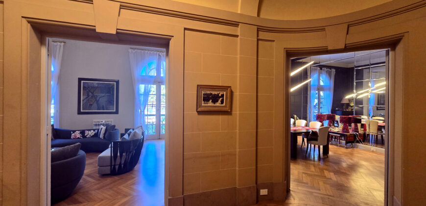 Residencia Restaurada de 397 m² Frente a Plaza Rodríguez Peña