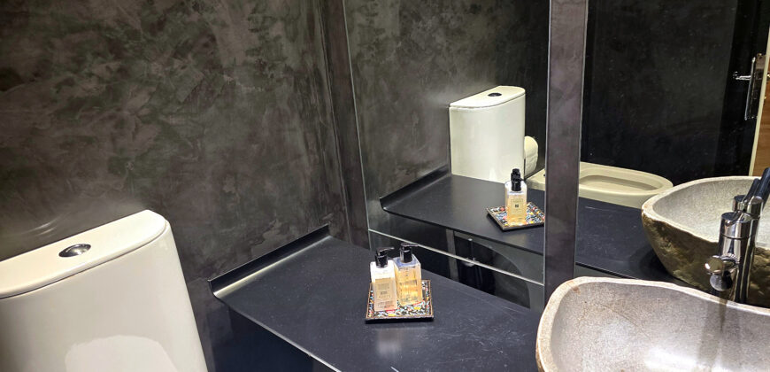 Residencia Restaurada de 397 m² Frente a Plaza Rodríguez Peña