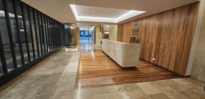 Residencia Restaurada de 397 m² Frente a Plaza Rodríguez Peña